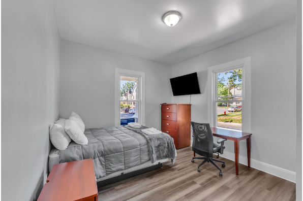 55 Spruce St, Down (Photo 2)