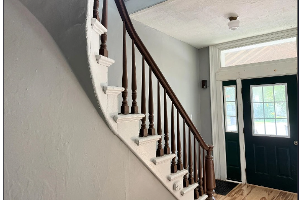 86 Main St, 86 Main St House (Photo 4)