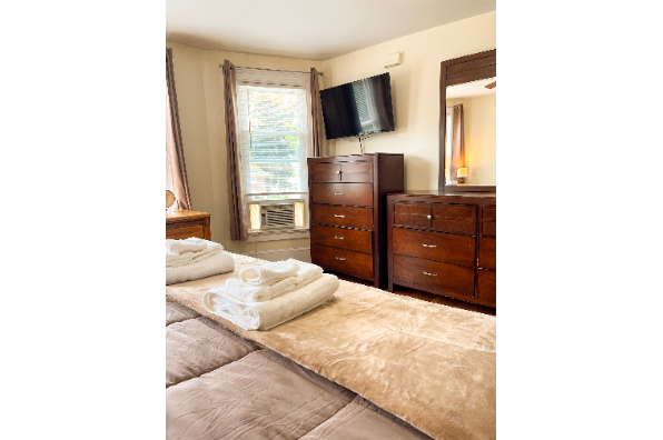 57 Spruce St, Apt 1 (Photo 1)