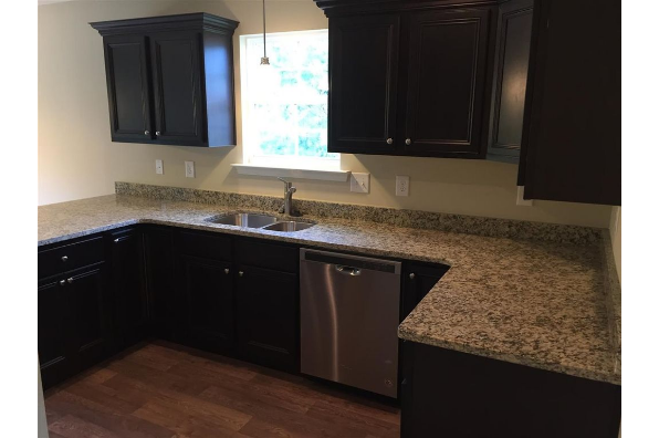 225 Stonewood Crossing Dr (Photo 4)