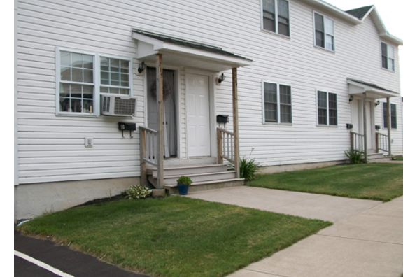 264 East 2nd Street, 2 Bedroom (Photo 6)