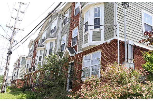 Cider Mill, 5 Bedroom Town House (Photo 2)