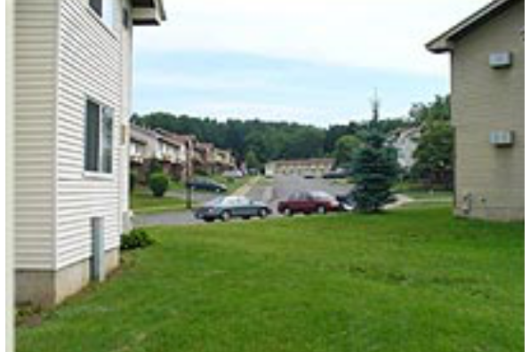 ParkEdge Townhomes, 4 Bedroom Townhouse (Photo 2)