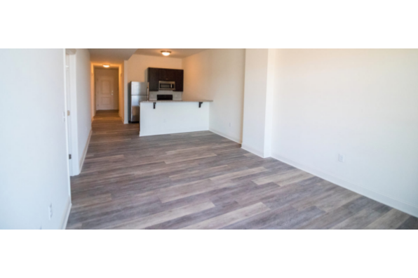 North College Crossing, 3 Bedroom (3-5 people) (Photo 3)