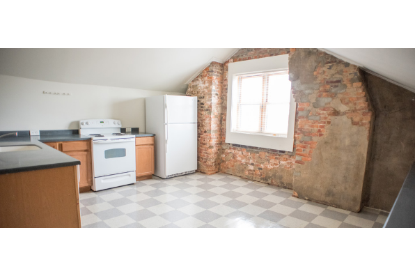 Newark Bank Building, 4 Bedroom (4-6 people) (Photo 3)