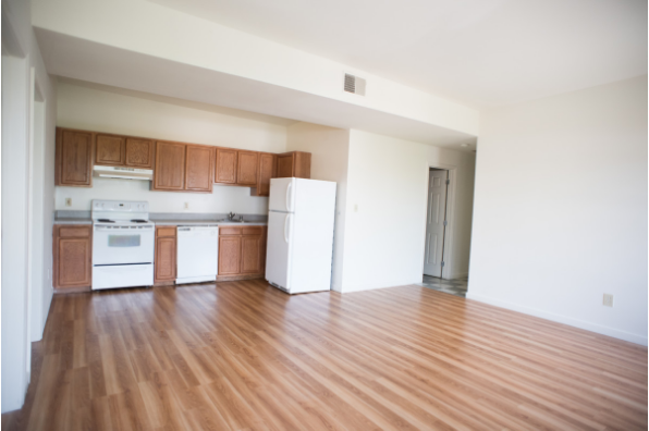 Madeline Crossing, 2 Bedroom (Photo 6)