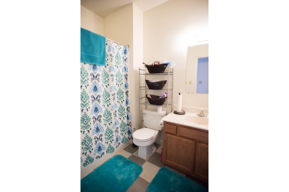 Madeline Crossing, 2 Bedroom (Photo 4)