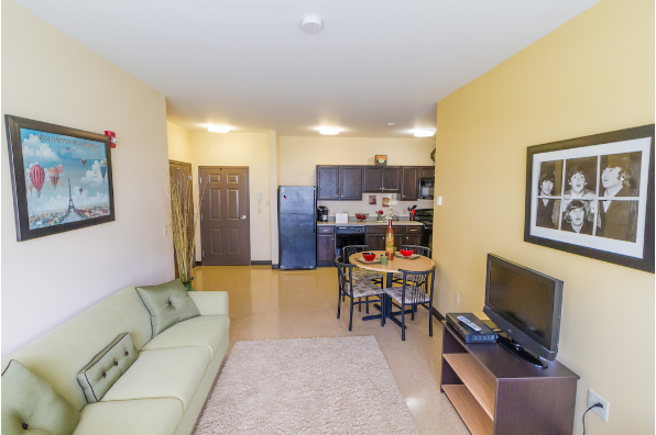 Broad Street Commons, 4 Bedroom 2 Bath 2 Vanity (Photo 5)