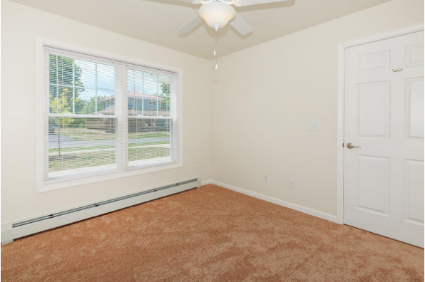 Stephanie Court Apartments, 2 Bedroom (Photo 5)