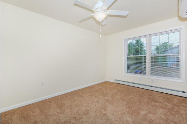 Stephanie Court Apartments, 2 Bedroom Townhouse (Photo 4)