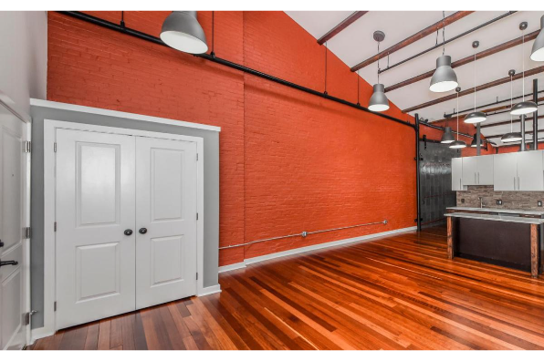 J Street Lofts, 2 Bedroom (Photo 3)