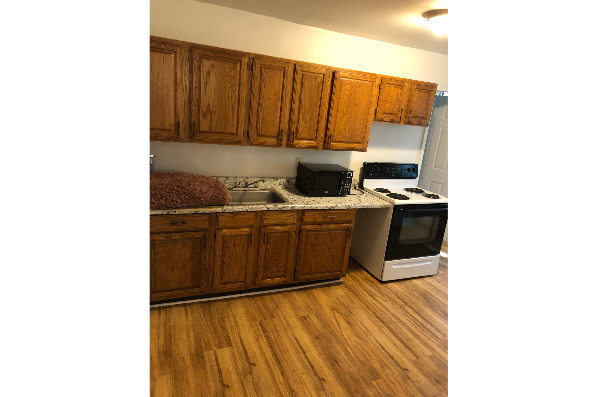 10 E Main St, APT 2 (Photo 3)