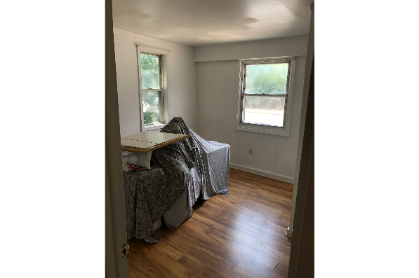 10 E Main St, APT 2 (Photo 4)