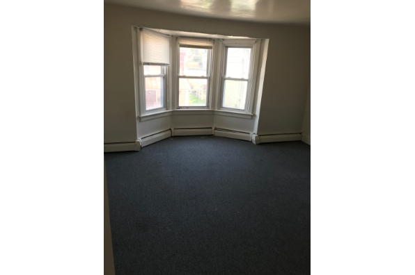 449 W Walnut St (Photo 3)