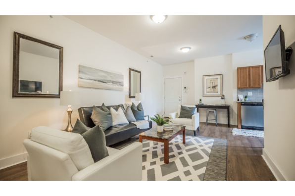 3836-50 Spring Garden Street, 2 Bed / 2 Bath (Photo 3)