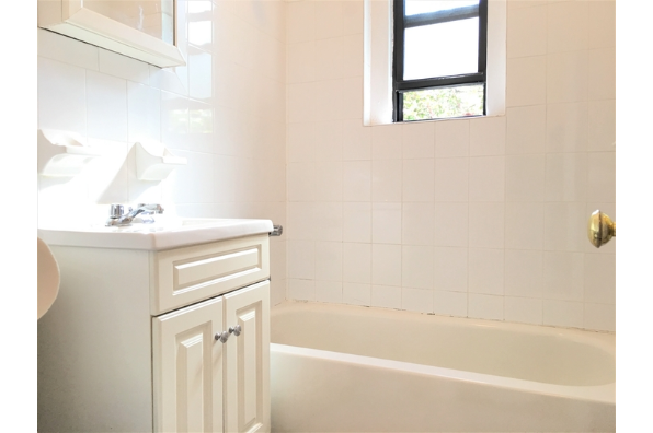 466 W 51st St (Photo 3)