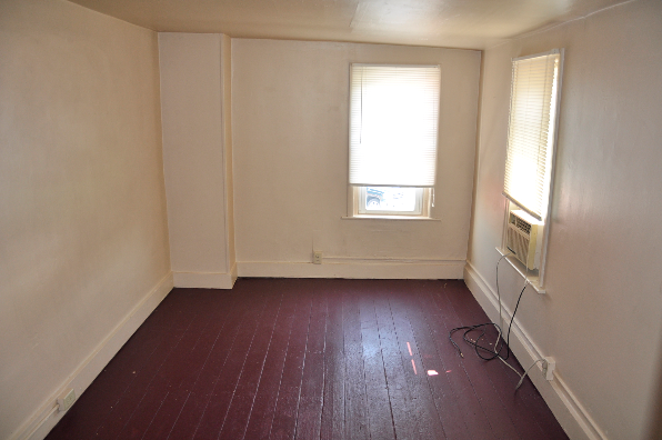 24 Noble St (Photo 2)