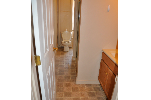 24 Noble St (Photo 3)