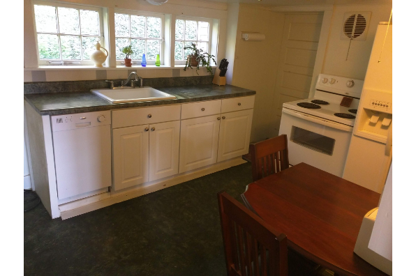 1191 E Shore Dr (Photo 7)