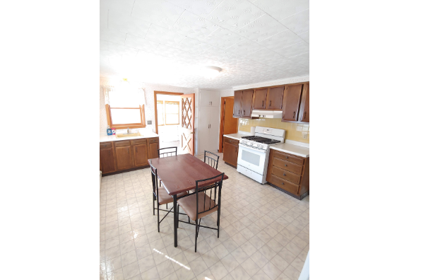 36 Bridge St (Photo 2)