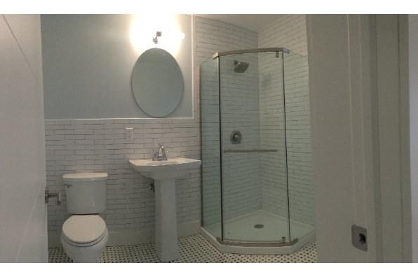 8 Joalyn Rd, 8 Joalyn Rd. apt. (Photo 3)