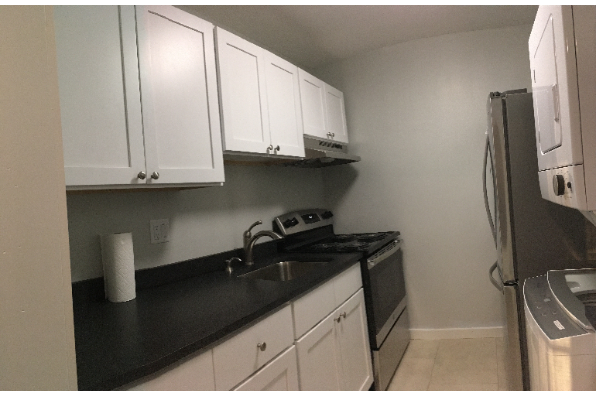 8 Joalyn Rd, 8 Joalyn Rd. apt. (Photo 4)