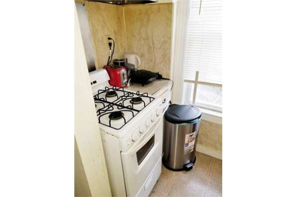 71 Leroy St, 6 (Photo 4)