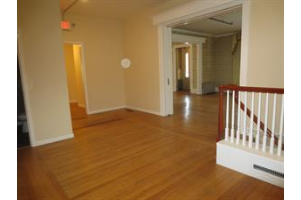 45 Oak St (Photo 4)