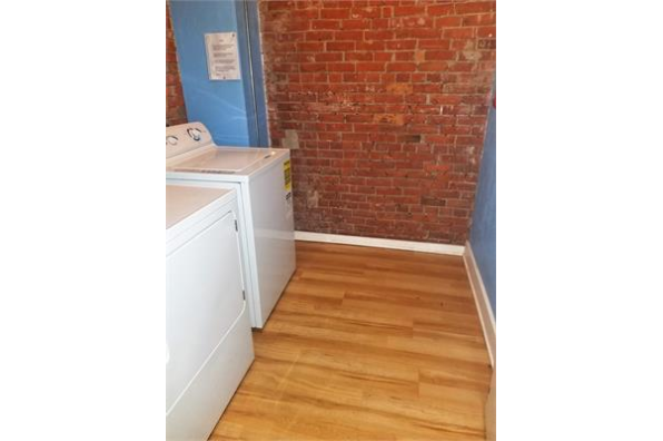 The Windermere, Apt. 8 (Photo 4)