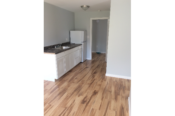 105 Market St (Photo 3)