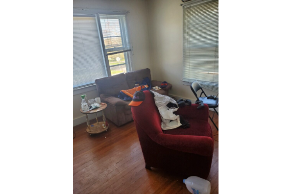 233 Main St (Photo 6)