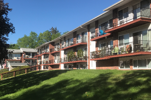 Windsor Court 2br large New Paltz NY perch #39 n