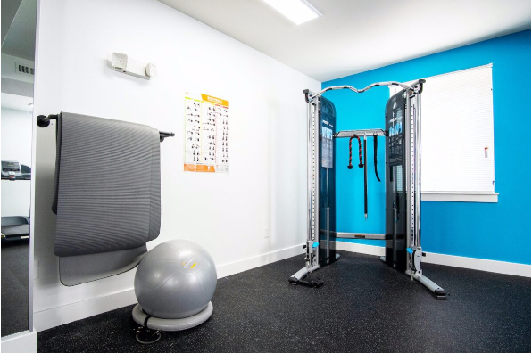 HH Eleanor at Chestnut, 3 Bedroom 2 Bath (Photo 3)