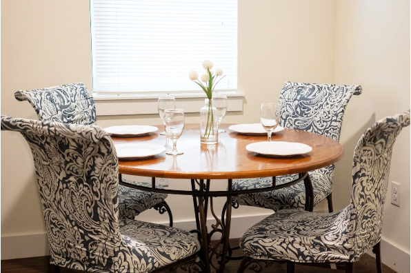 HH Eleanor at Chestnut, 3 Bedroom 2 Bath (Photo 5)