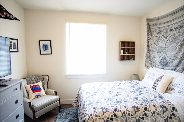 HH Eleanor at Chestnut, 3 Bedroom 3 Bath (Photo 4)