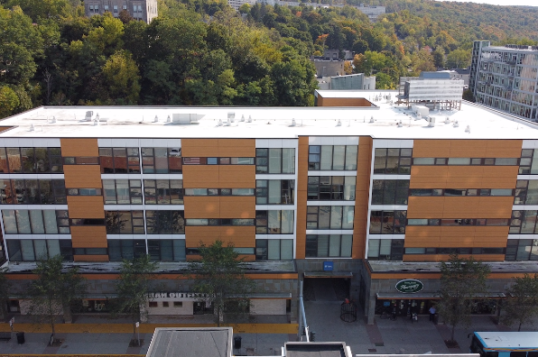 H. H. Cayuga Place, 1 Bedroom (Photo 2)