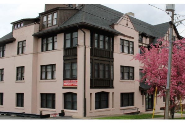 604 Walnut Ave, 4 Bedroom (Photo 1)