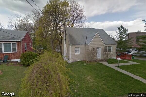 21 Poplar St (Photo 1)