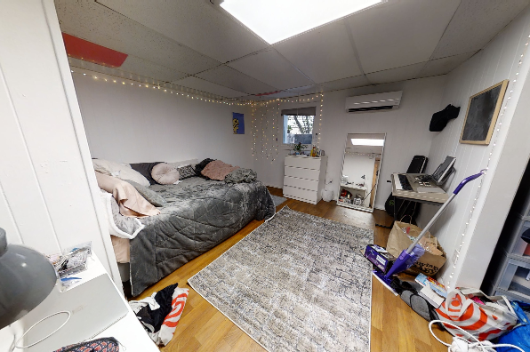 8 West Center Street, 3 Bedroom (Photo 6)