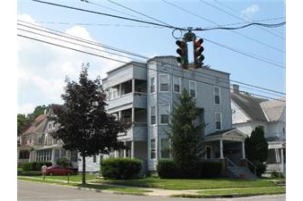 71 Leroy St, 3L (Photo 1)