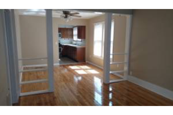 1220 Butternut St, 1st Floor (Photo 3)