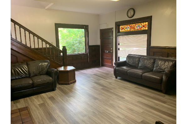 61 Front St, Main House (Photo 5)