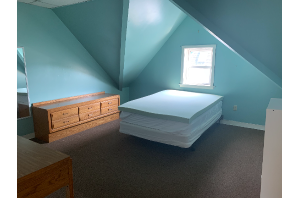 61 Front St, Main House (Photo 6)