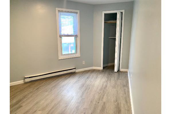 48 Main St (Photo 7)