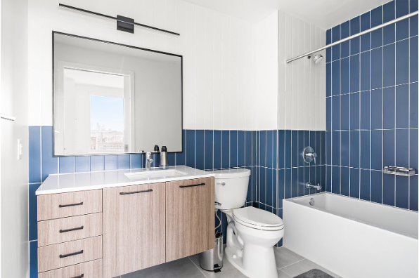 Common at Broadridge, Furnished Rooms in Shared Units (Photo 6)