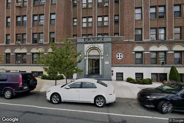 Verona Plaza, One Bedroom (Photo 1)