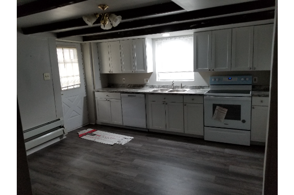431 W Main St, Unit D (Photo 3)