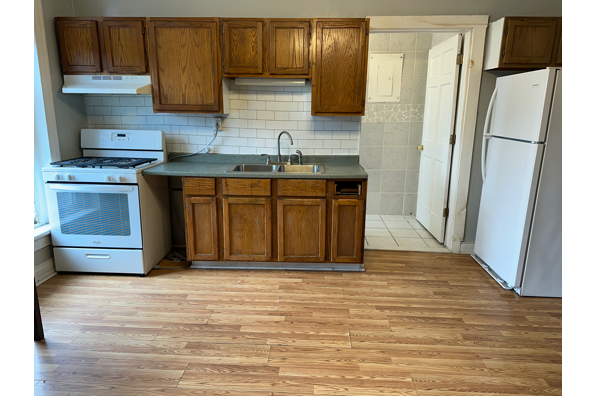 140 Front St, Apt 2F (Photo 2)