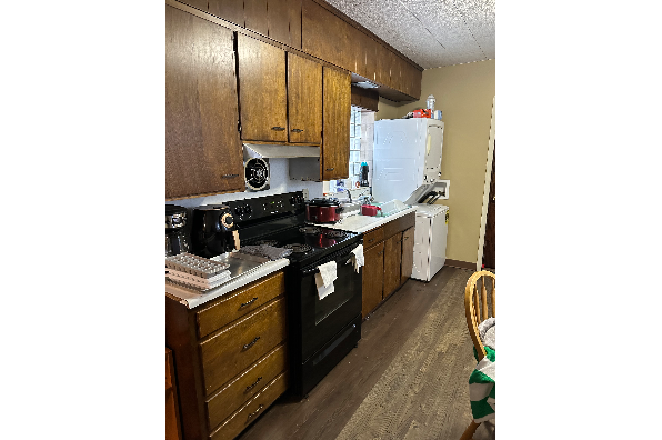 154 W Main St, 154 W. Main St - 2nd Flr (Photo 2)