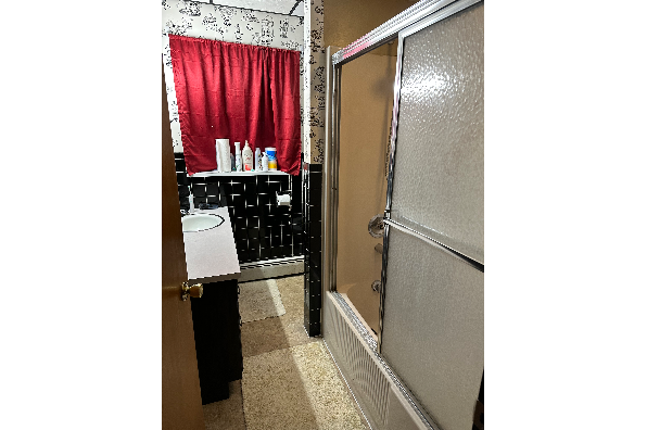 154 W Main St, 154 W. Main St - 2nd Flr (Photo 5)